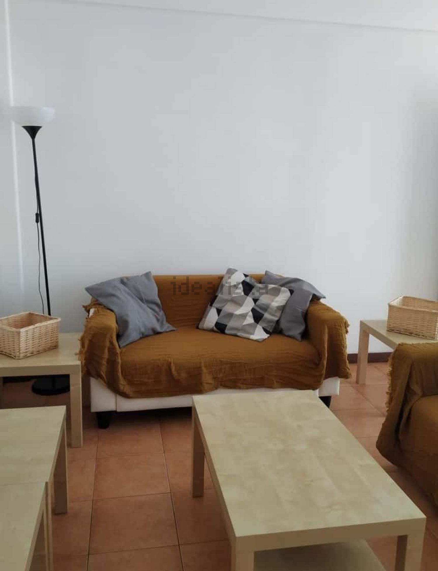 出租房间在Rua Cordeiro Ferreira, 16 - 客厅