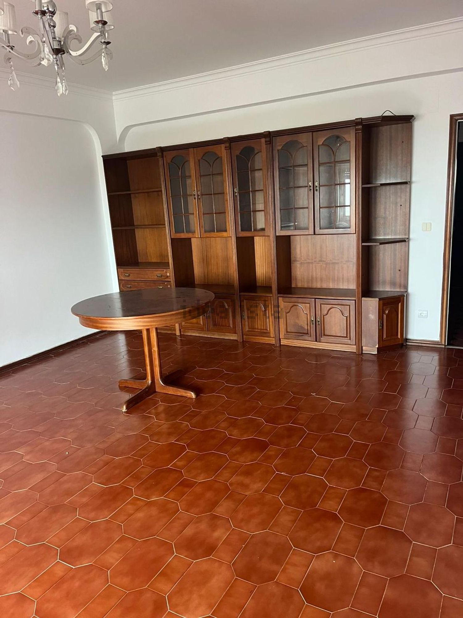 出租公寓 t2在Rua Cabo Verde, 6 - 客厅