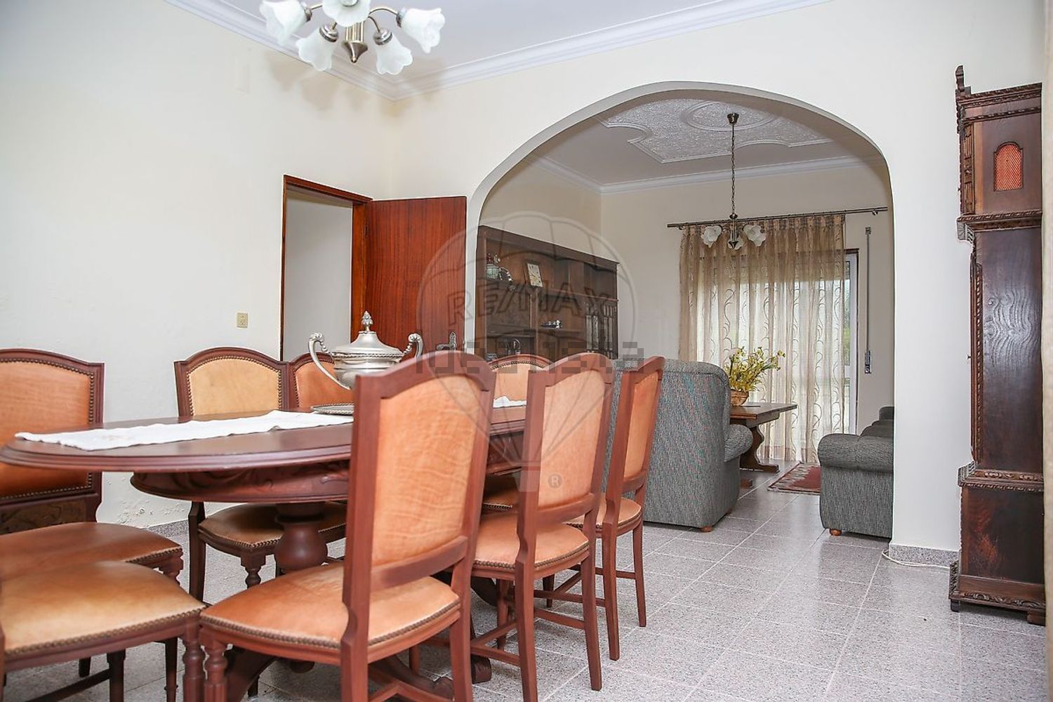 小楼房或独栋别墅出售Azinhaga Areosa - 客厅