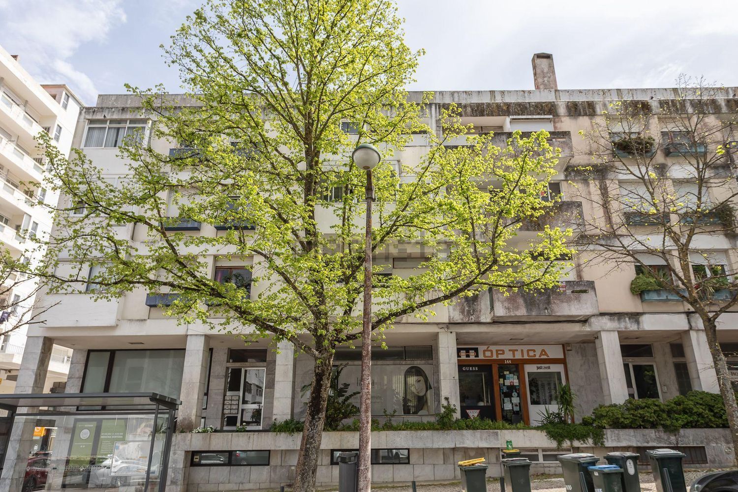 公寓 t3出售在Rua Capitão Tenente Oliveira e Carmo, 143 - 视线