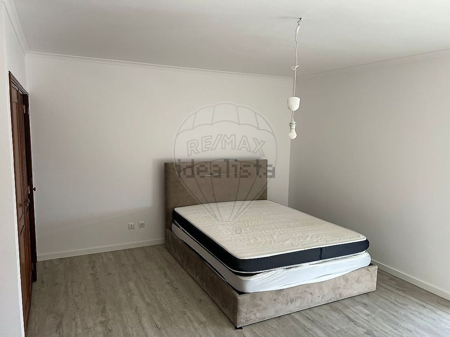 公寓 t2出售在Rua Vieira da Silva - 卧室