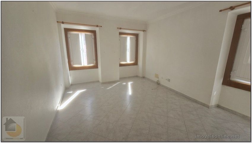 出租公寓 t2在Rua José Maria da Costa