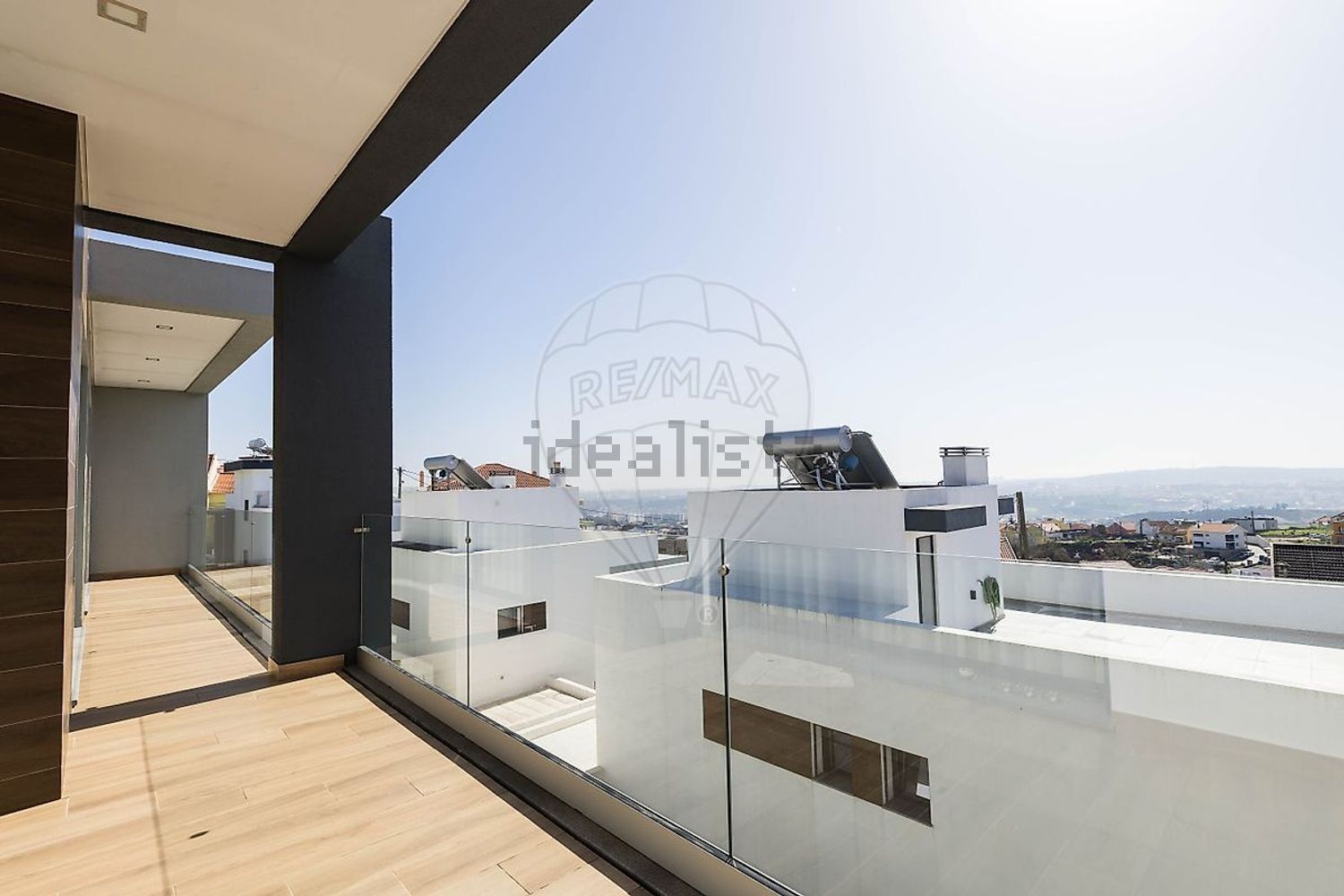 出租小楼房或独栋别墅在Rua Almeida Garrett - 厨房