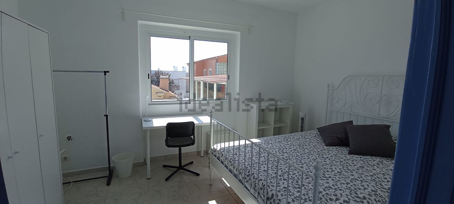 出租房间在Rua São Pedro, 14 - 卧室