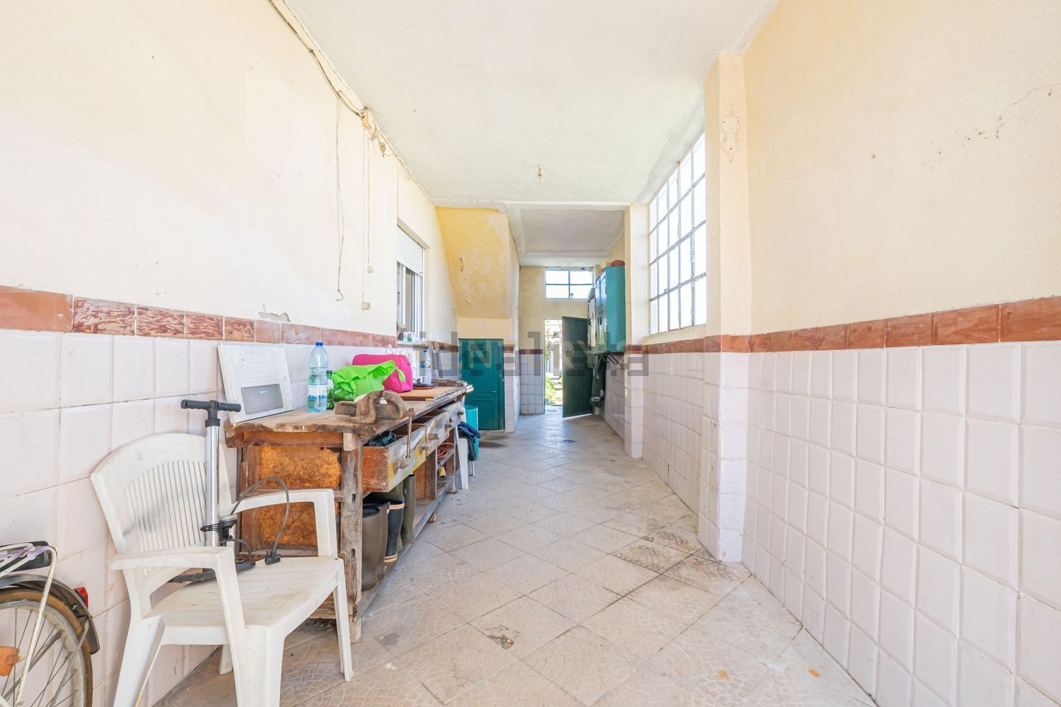 小楼房或独栋别墅出售在Rua General Humberto Delgado, 6 - 照片