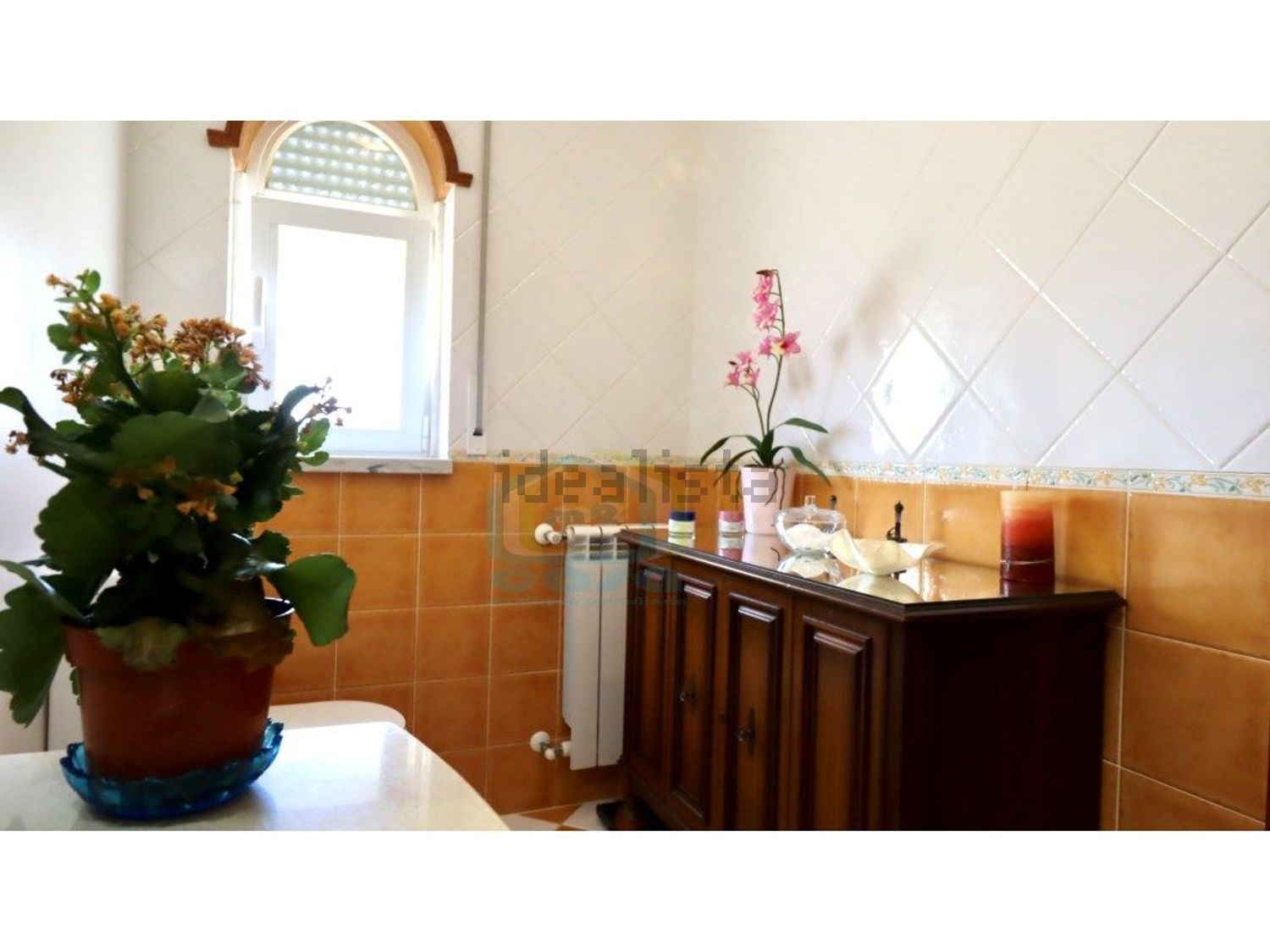 小楼房或独栋别墅出售在Rua Dona Aurélia, 13 - 卫生间