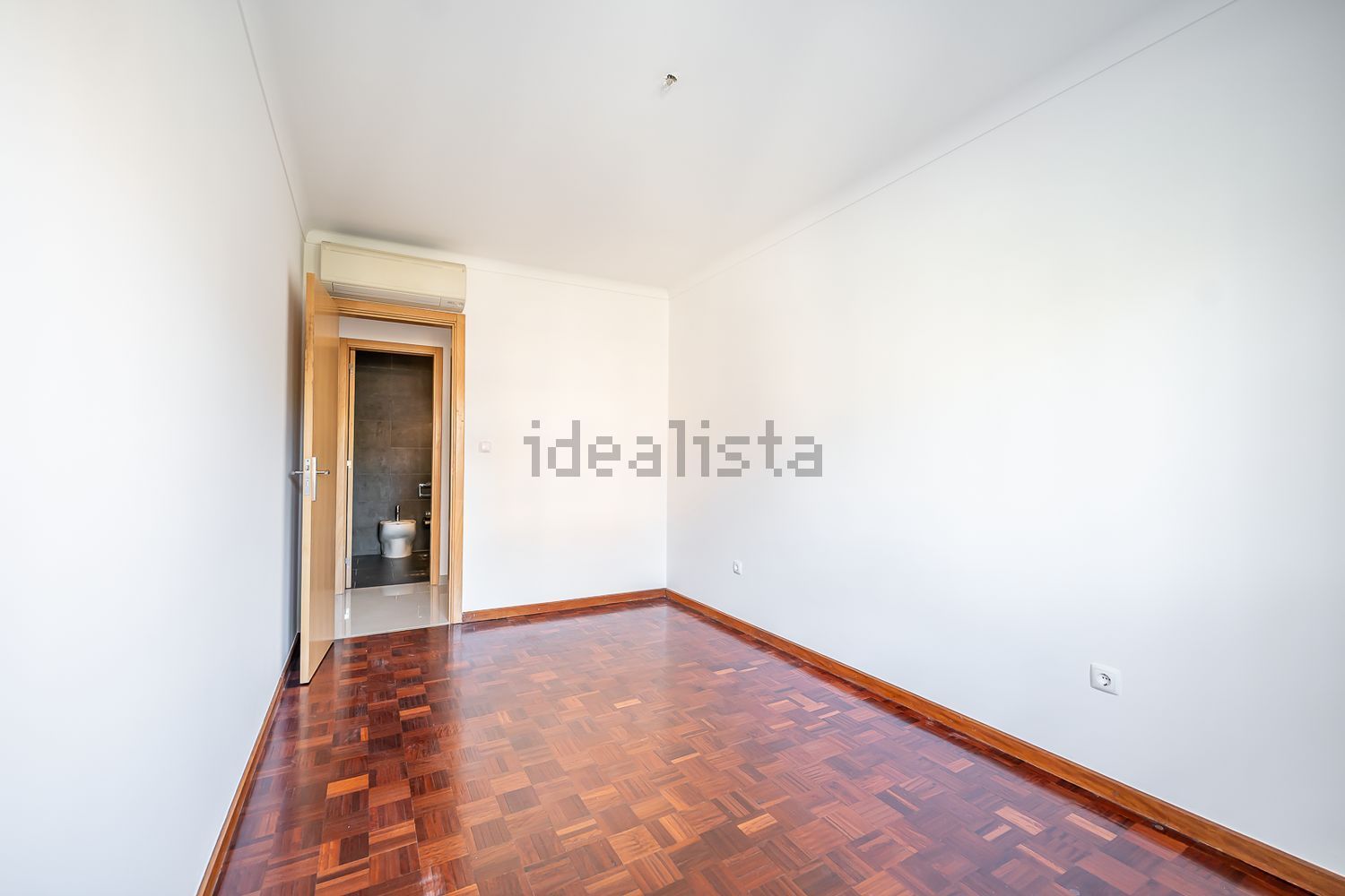 出租公寓 t2在Avenida Doutor Alfredo Bensaúde - 卧室