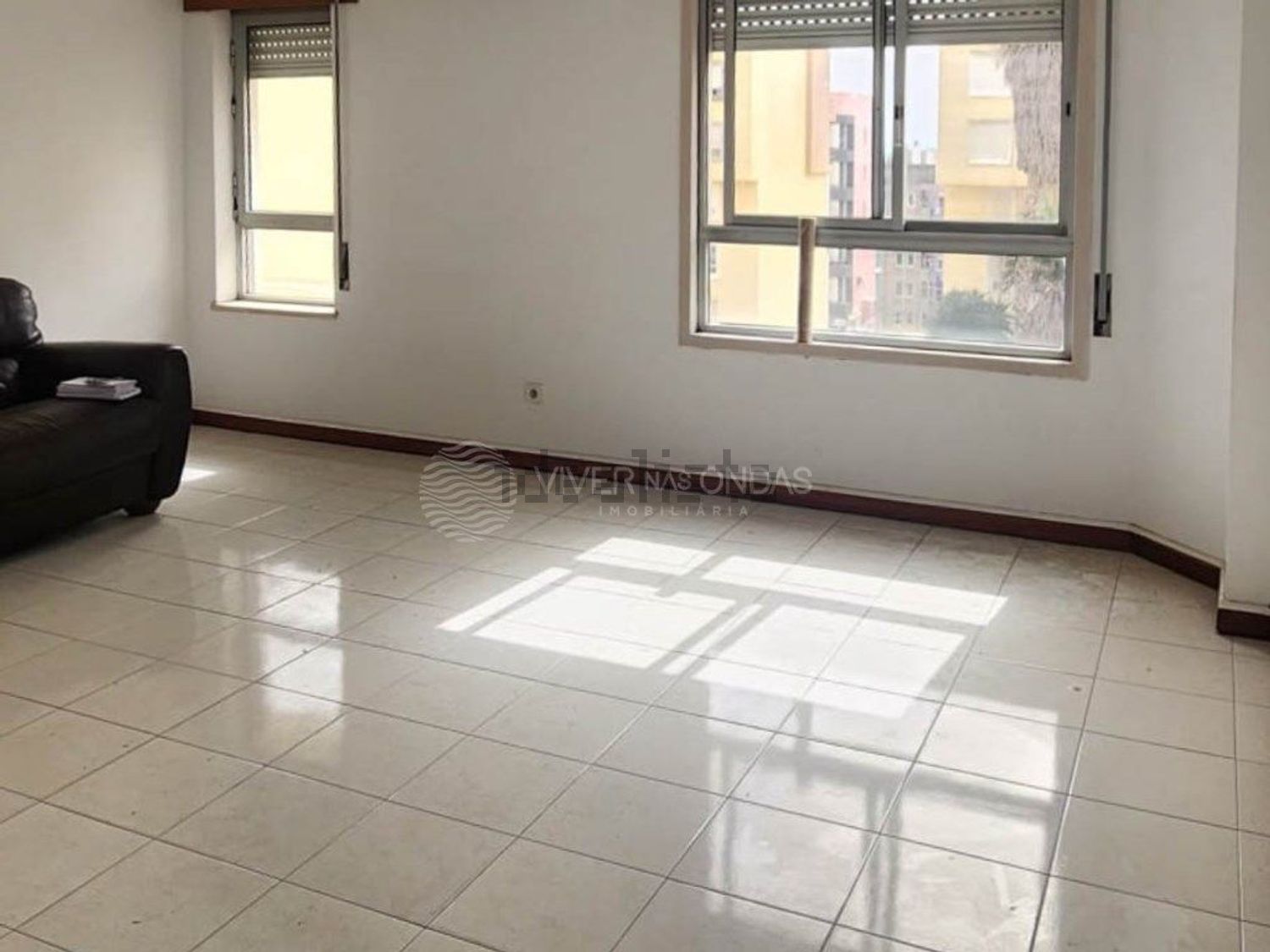 公寓 t4出售在Rua de Dentro, 8 a - 居住