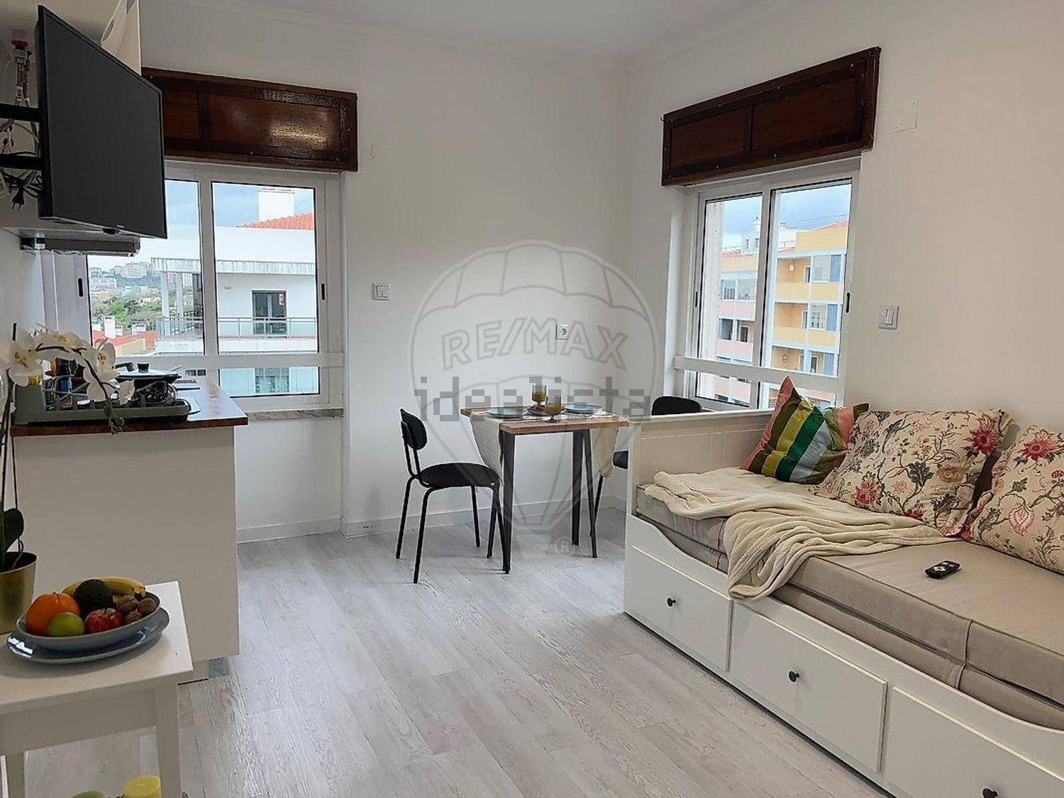 公寓 t3出售在Rua Doutor Manuel de Arriaga - 客厅