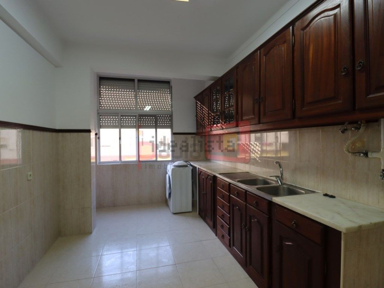 公寓 t2出售在Rua Fernão Lopes - 厨房