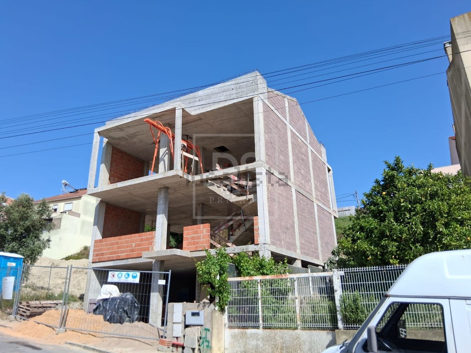 小楼房或独栋别墅出售在Santa Iria de Azoia - São João da Talha - Bobadela - 露台