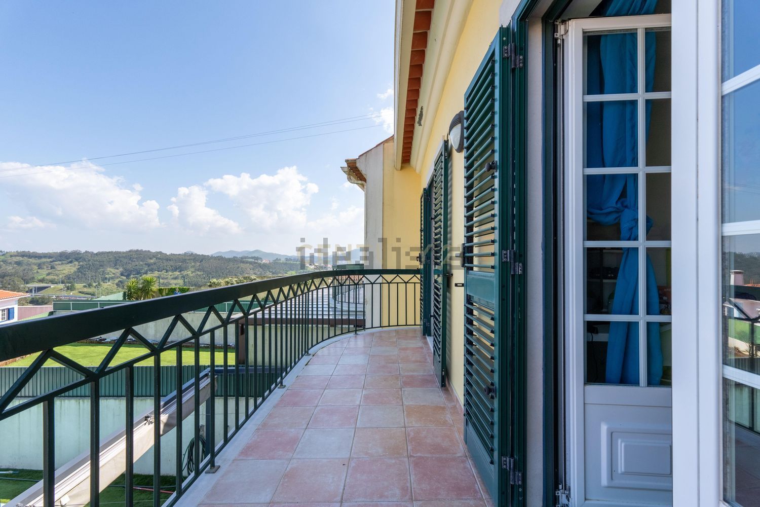 联排别墅出售在Rua do Mar à Vista s/n - 阳台