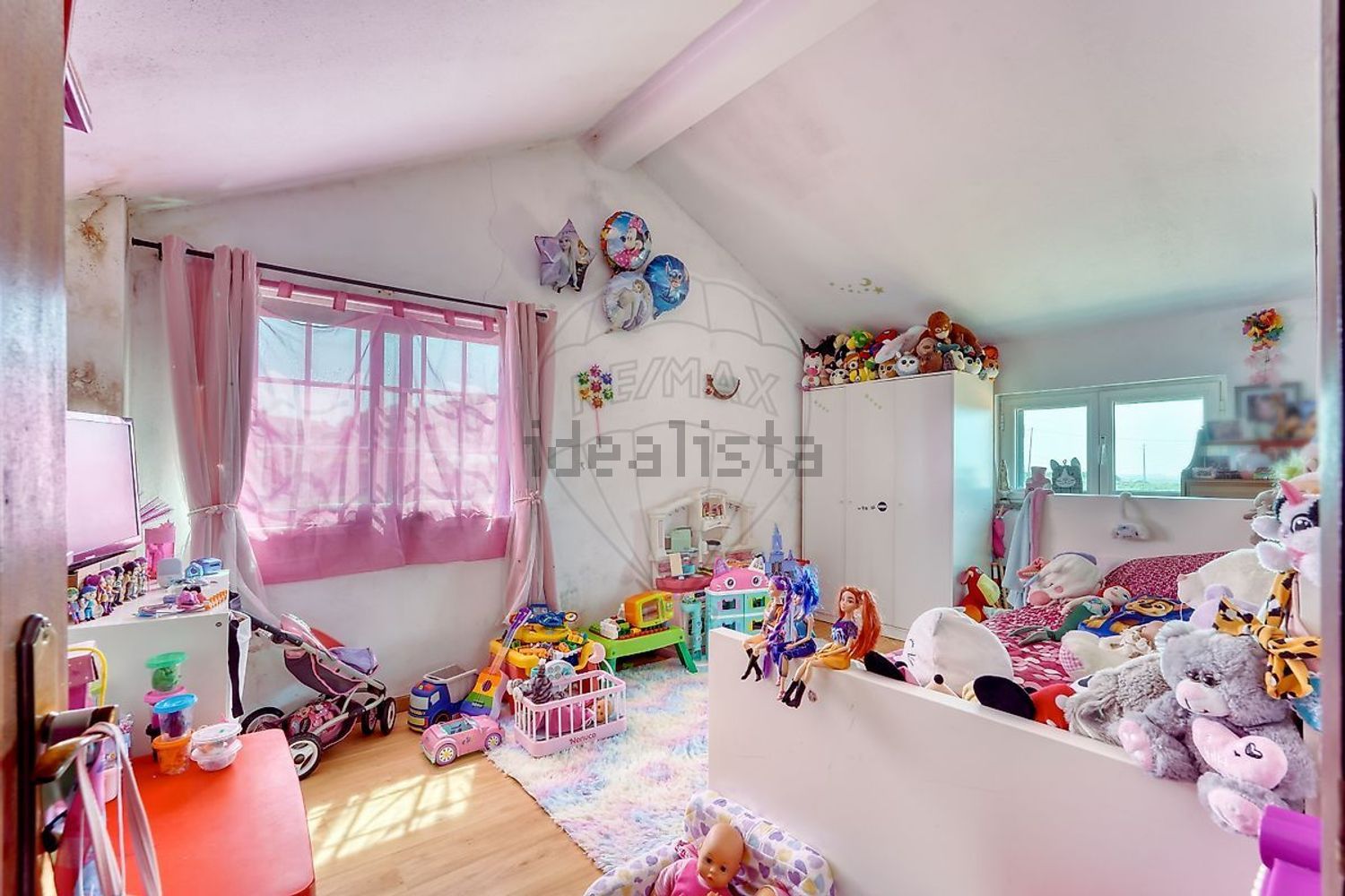 小楼房或独栋别墅出售在Rua da Horta - 卧室