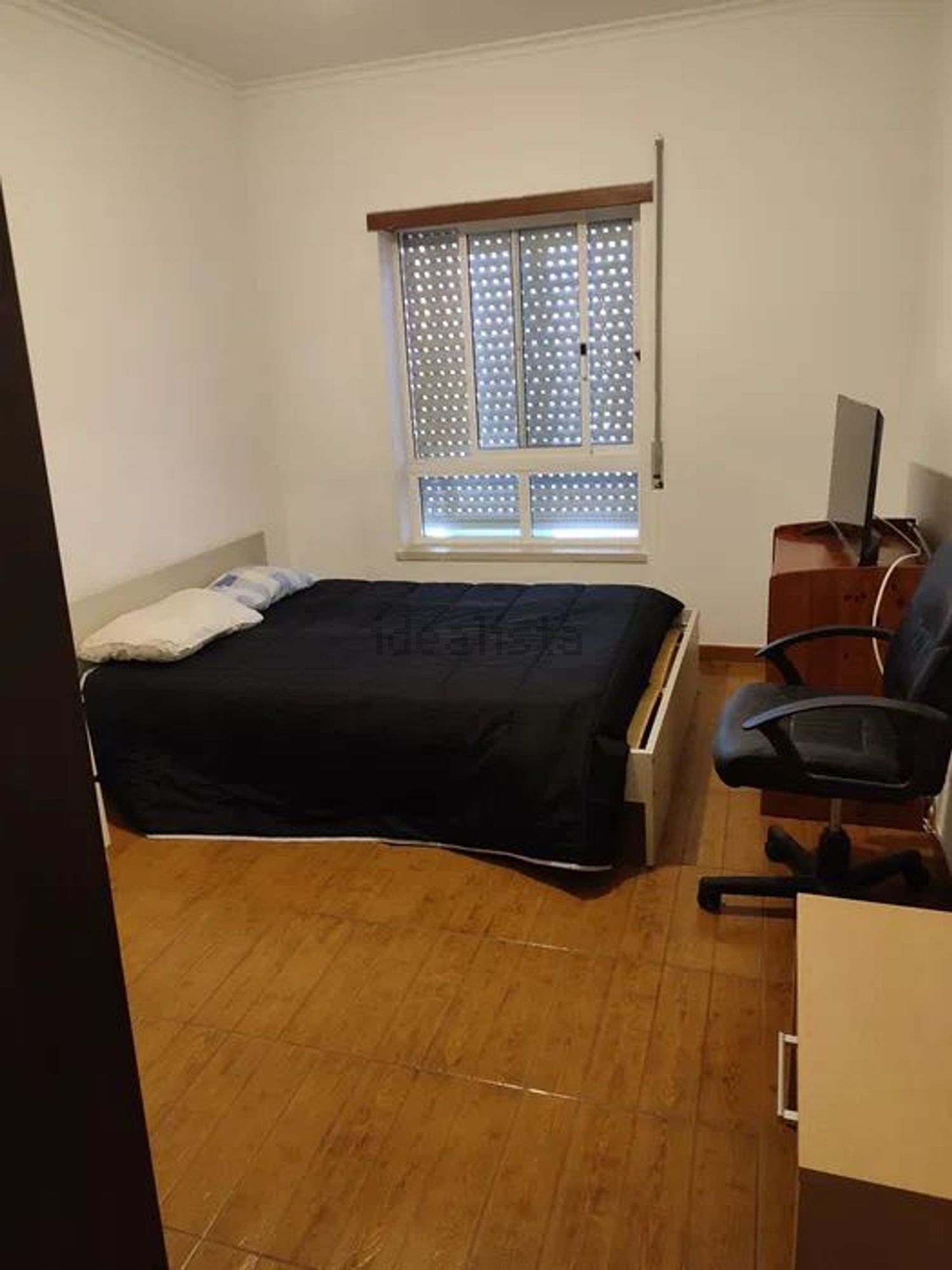 出租房间在Rua Amália Rodrigues, 14 - 卧室