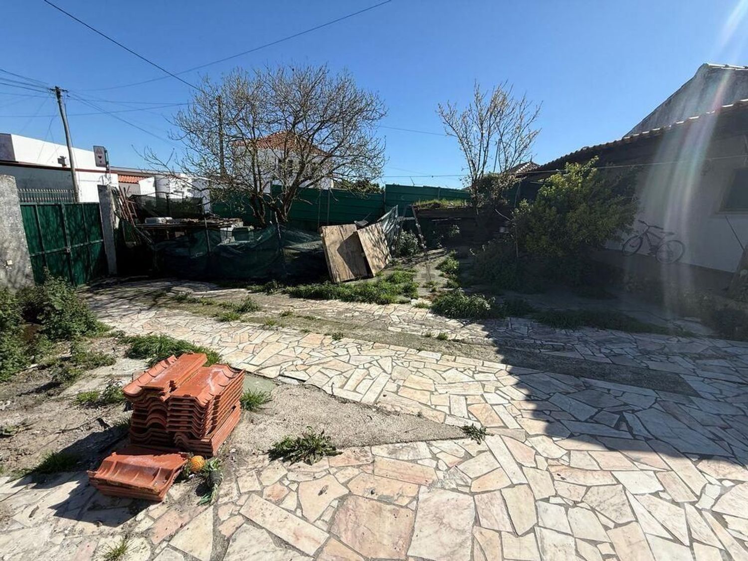 小楼房或别墅出售在São Bartolomeu dos Galegos e Moledo - 花园