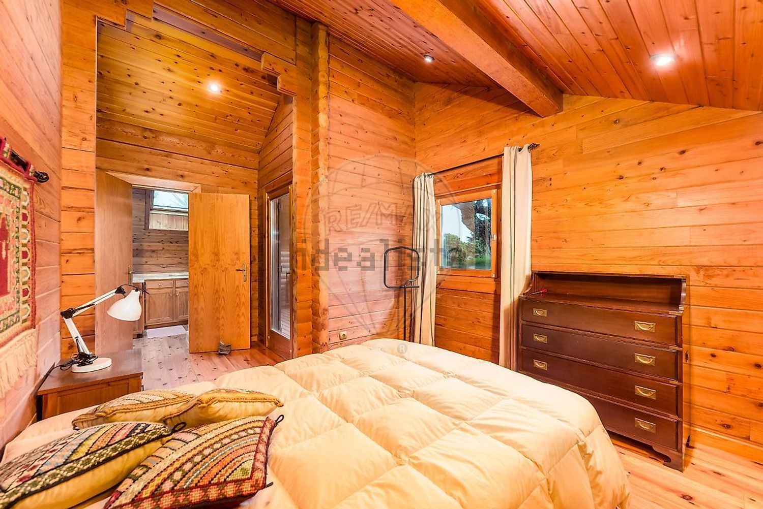 小楼房或独栋别墅出售Ip1 - 卧室