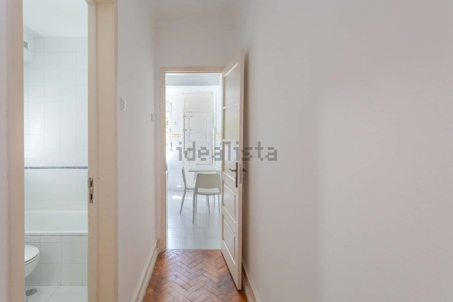 出租房间在Rua Actor Vale, 29 - 过道