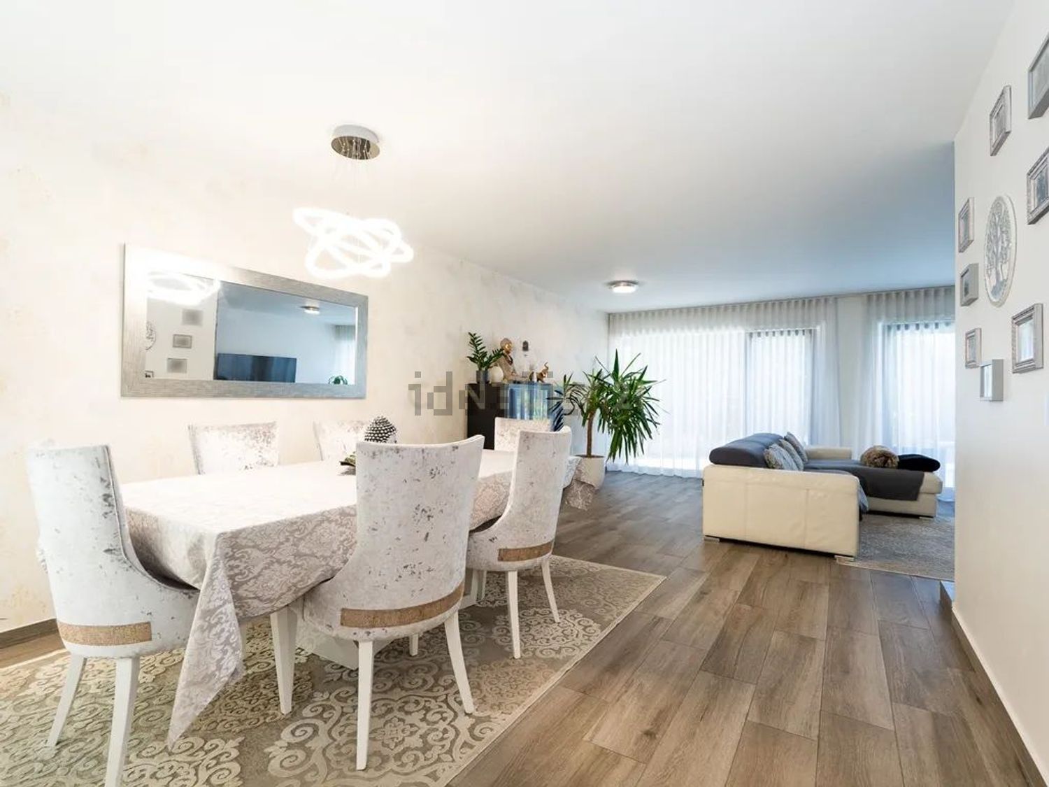 小楼房或独栋别墅出售在Rua dos Calços - 客厅