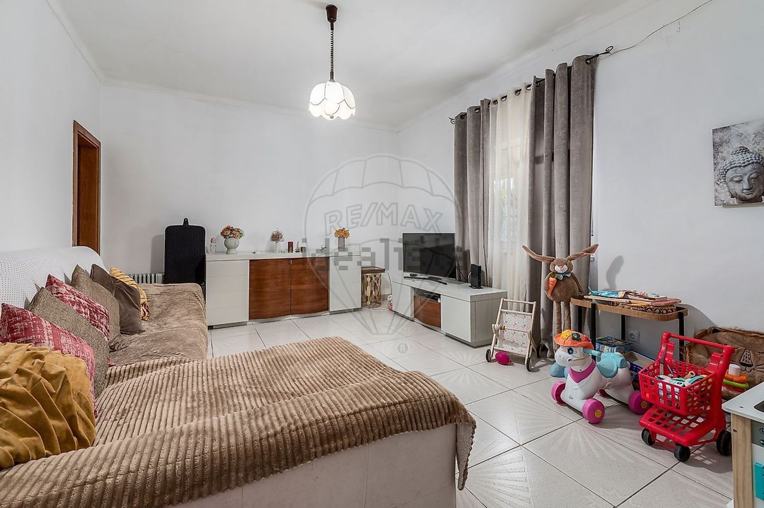 小楼房或独栋别墅出售在Rua Bento de Jesus Caraça - 客厅