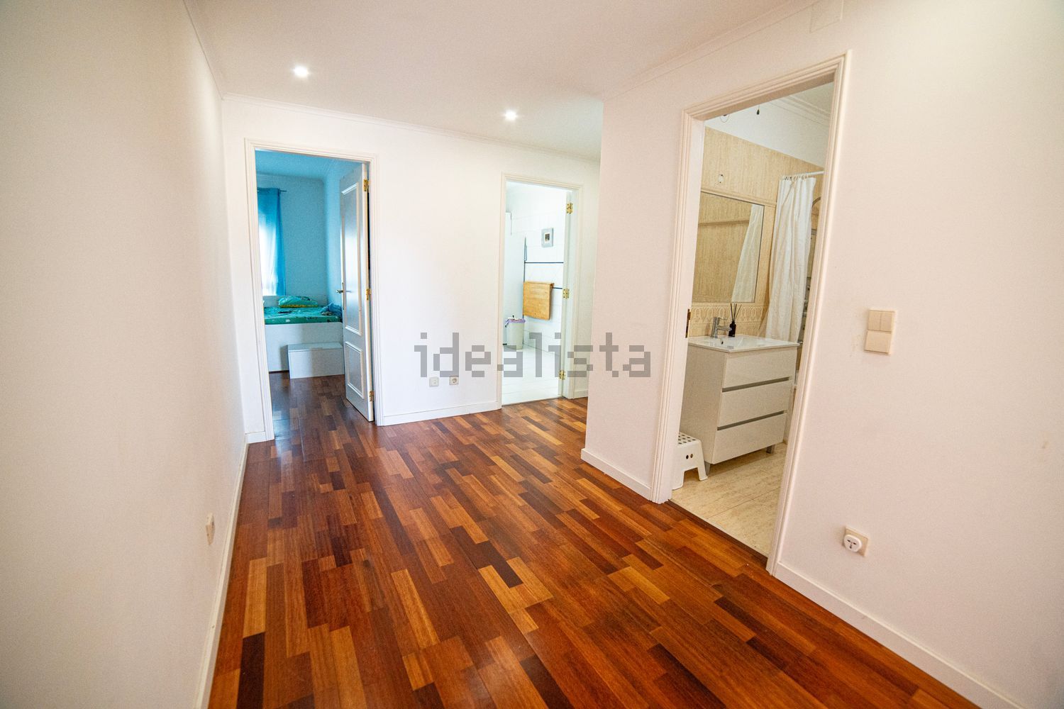 公寓 t2出售在Rua António Rebelo da Silva, 5 - 前厅