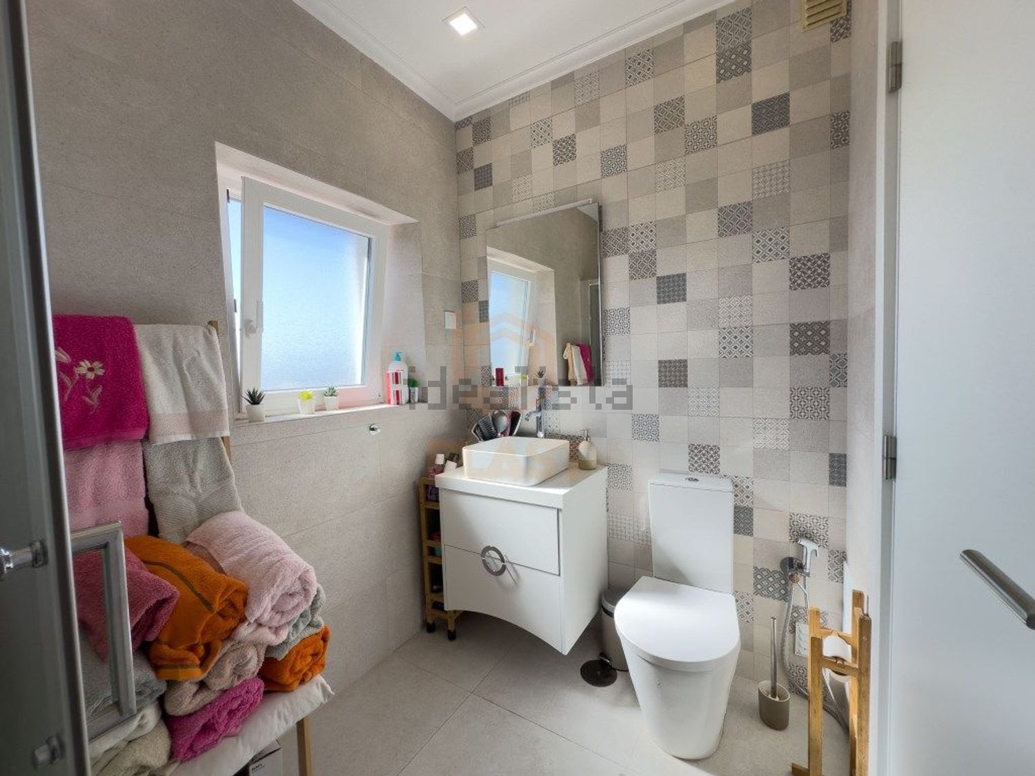 公寓 t3出售在Rua Doutor César Raúl da Costa Andrade - 卫生间