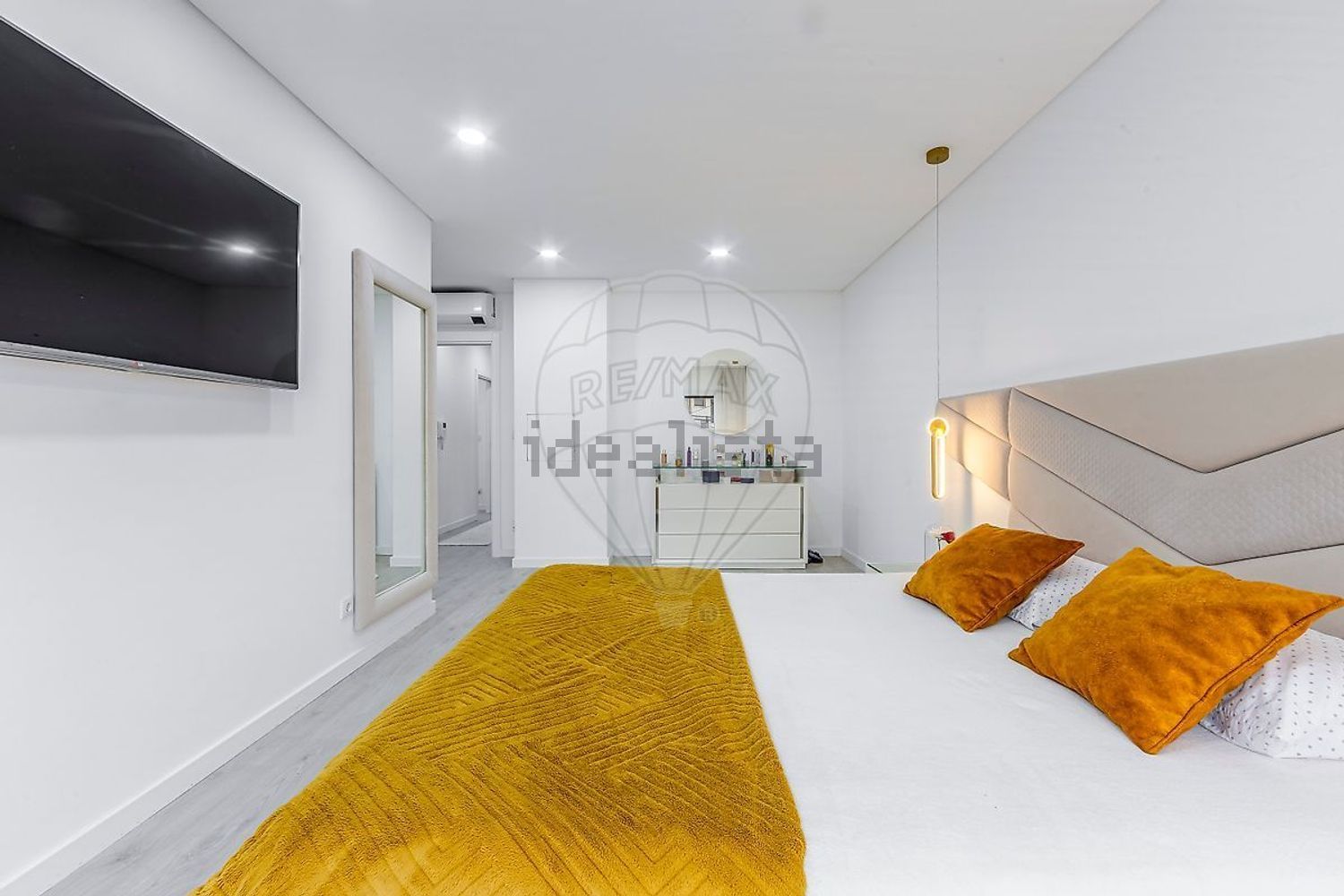 小楼房或独栋别墅出售在Rua da Ribeira - 照片