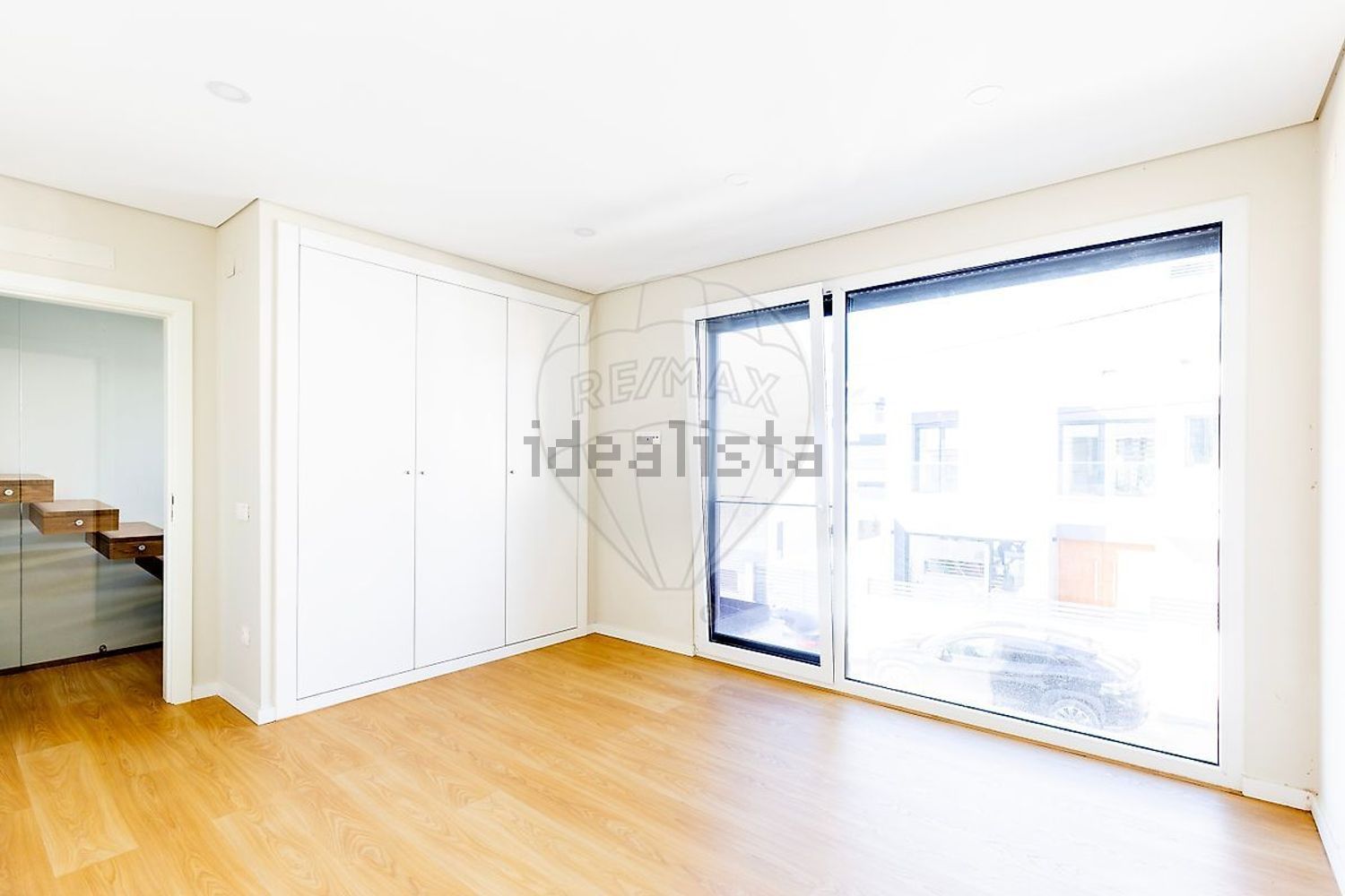 小楼房或独栋别墅出售在Rua e - 居住