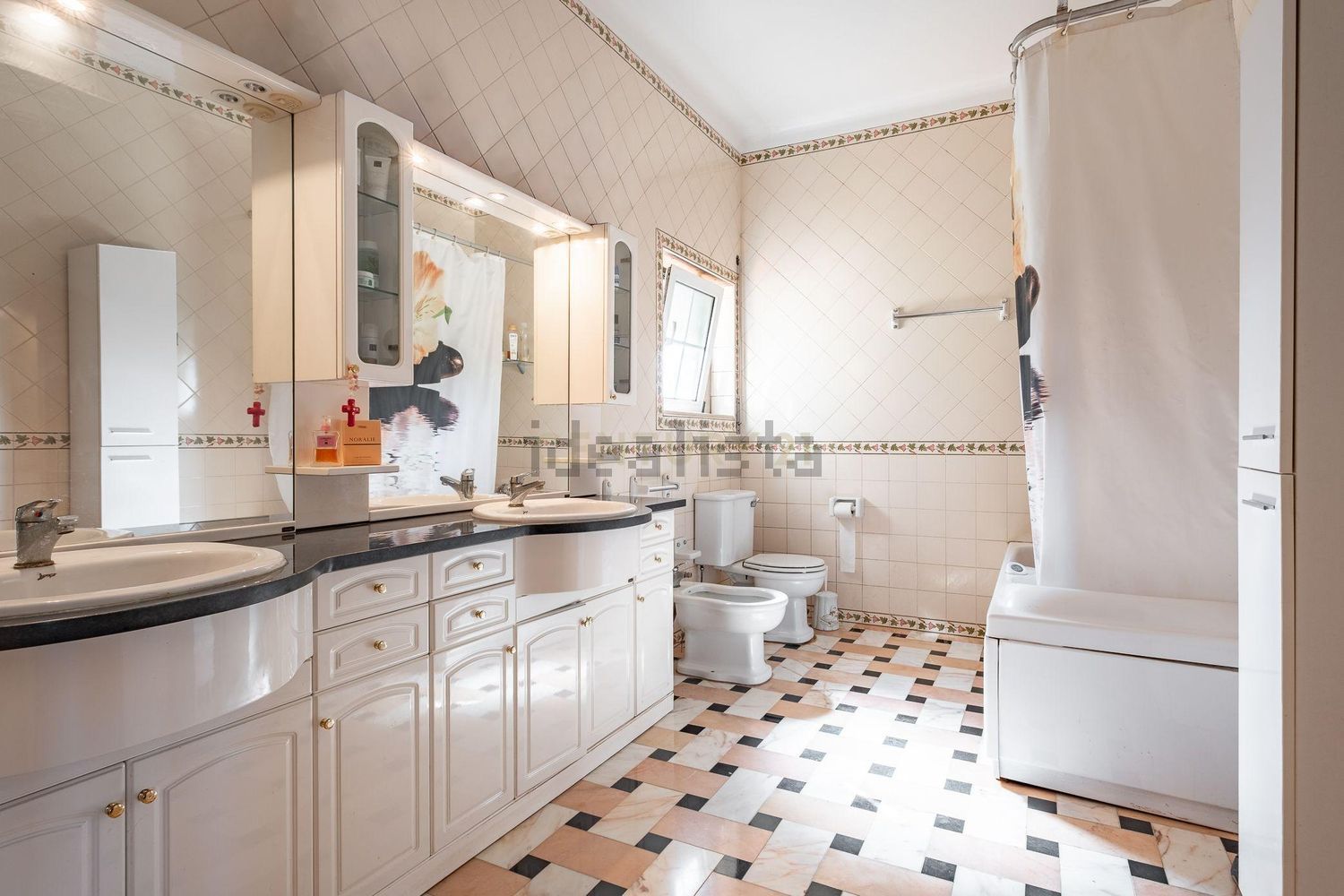 小楼房或独栋别墅出售在Rua da Liberdade - 厨房