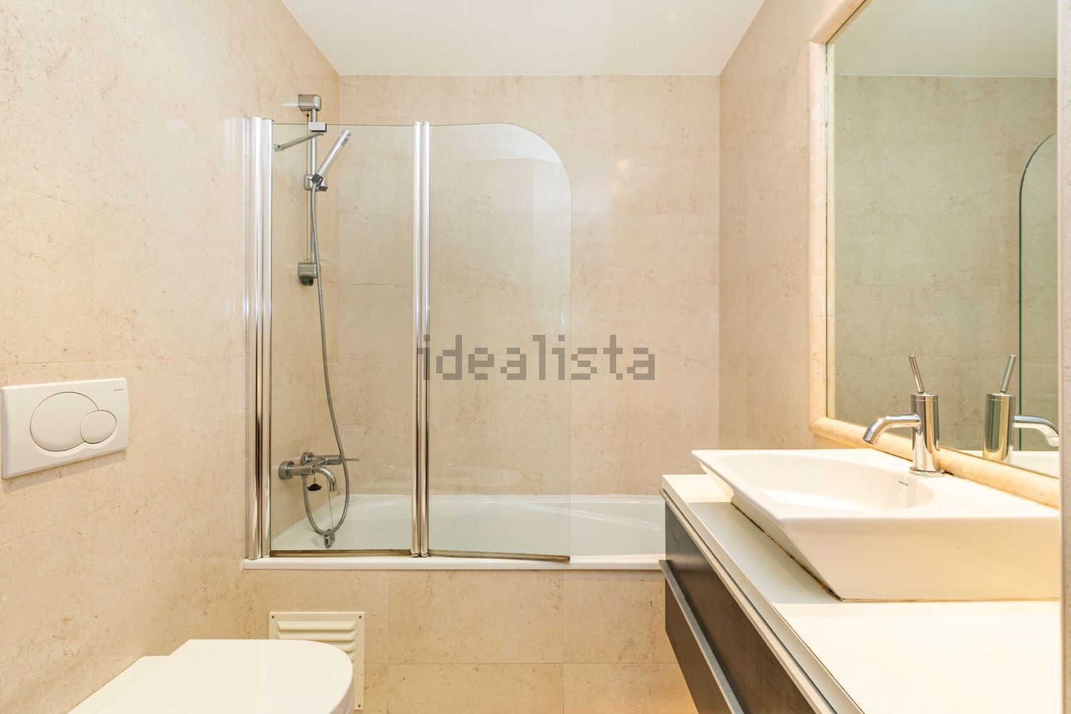 出租公寓 t1在Avenida das Nações Unidas, 24 - 卫生间