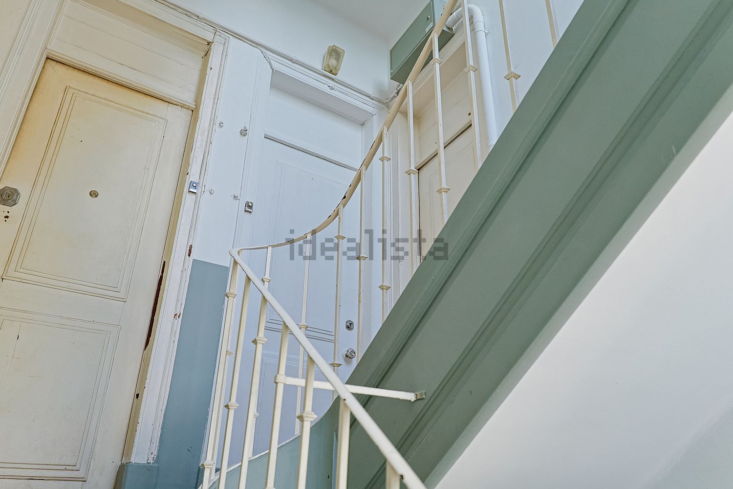 出租公寓 t1在Rua Martins Sarmento - 楼梯