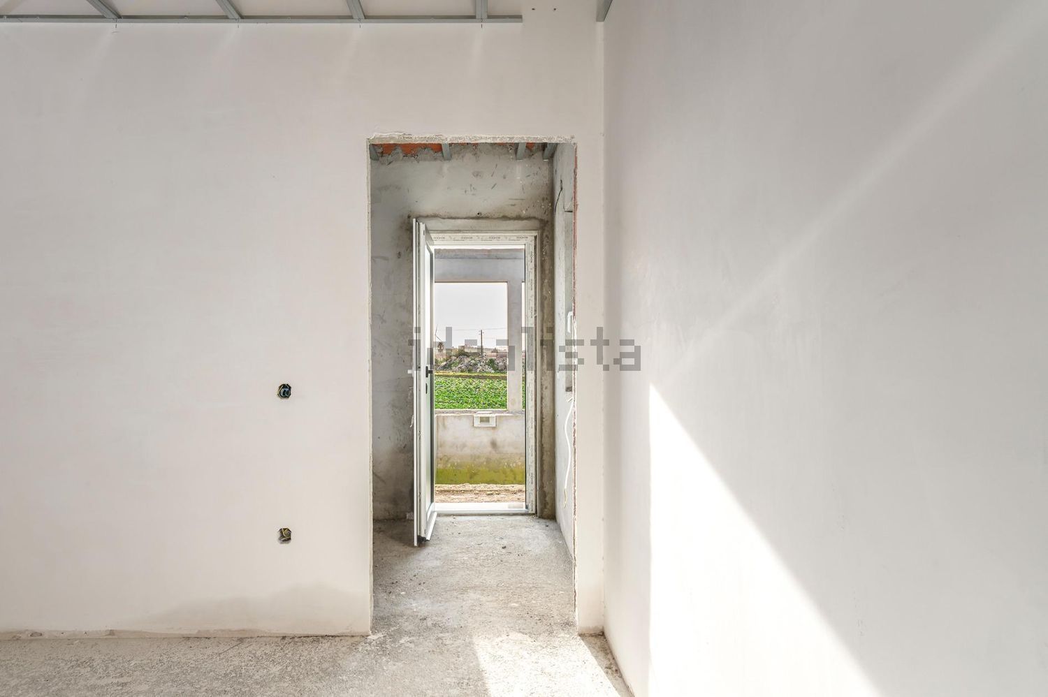 小楼房或独栋别墅出售在São Bartolomeu dos Galegos e Moledo - 过道