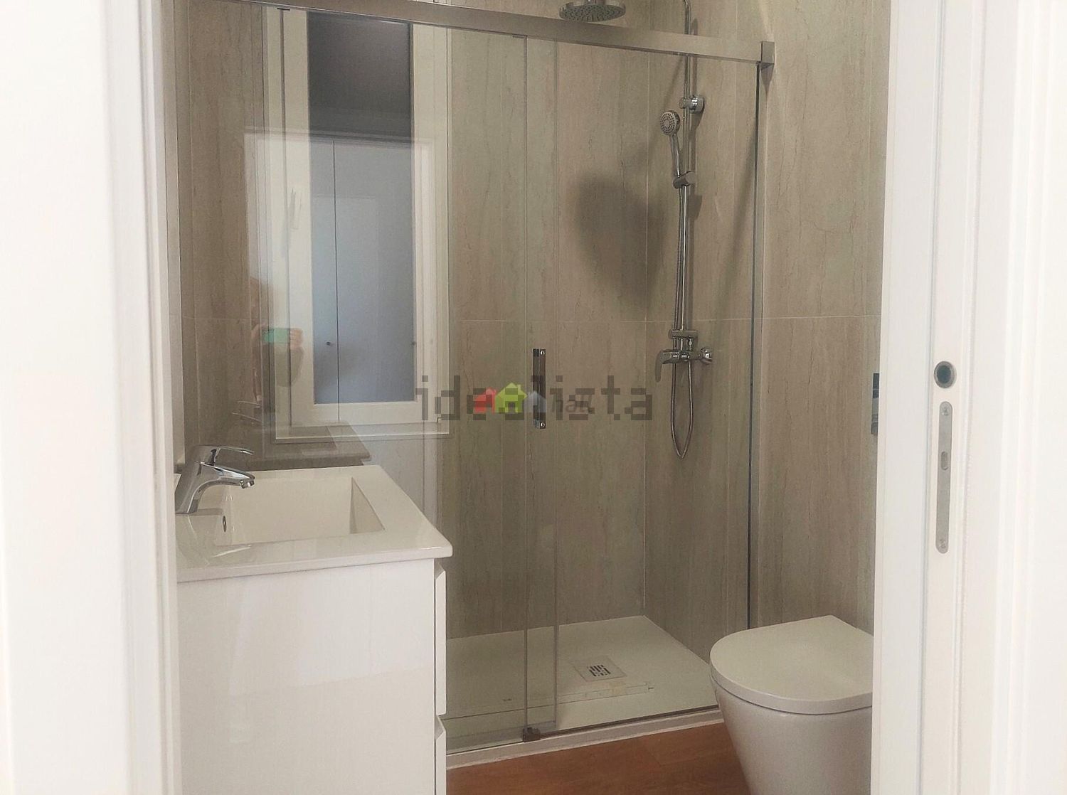 小楼房或别墅出售在Vale de Choupos - Choilo - Galeotas - 卫生间