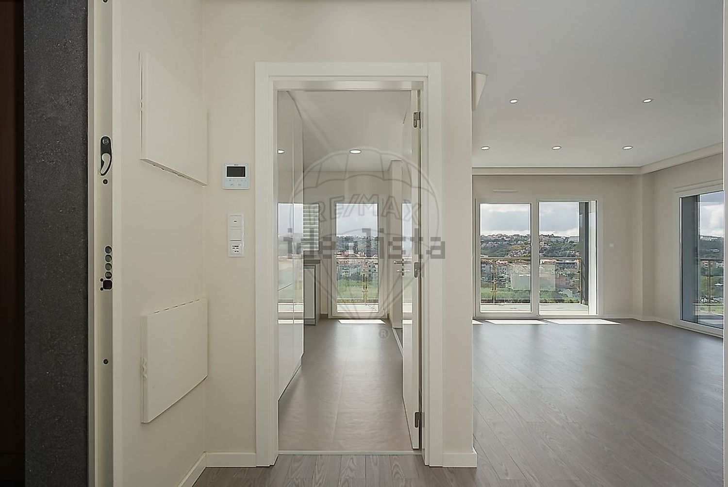 出租公寓 t2在Rua Maria Matos - 照片