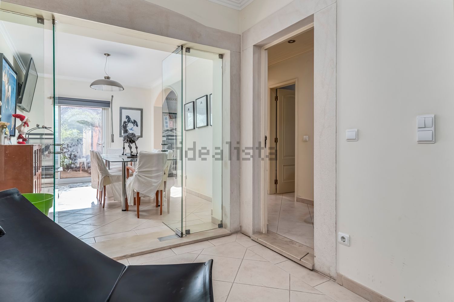 联排别墅出售在Rua do Círio dos Olhos de Água, 63 - 过道