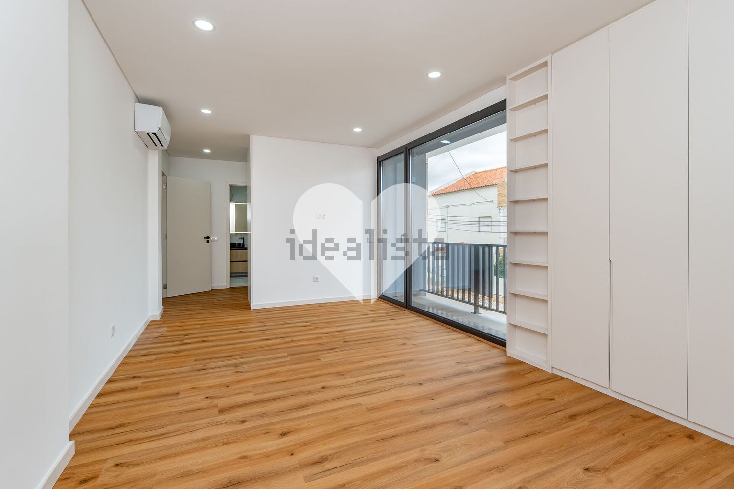 小楼房或独栋别墅出售在Santa Iria de Azoia - São João da Talha - Bobadela - 居住