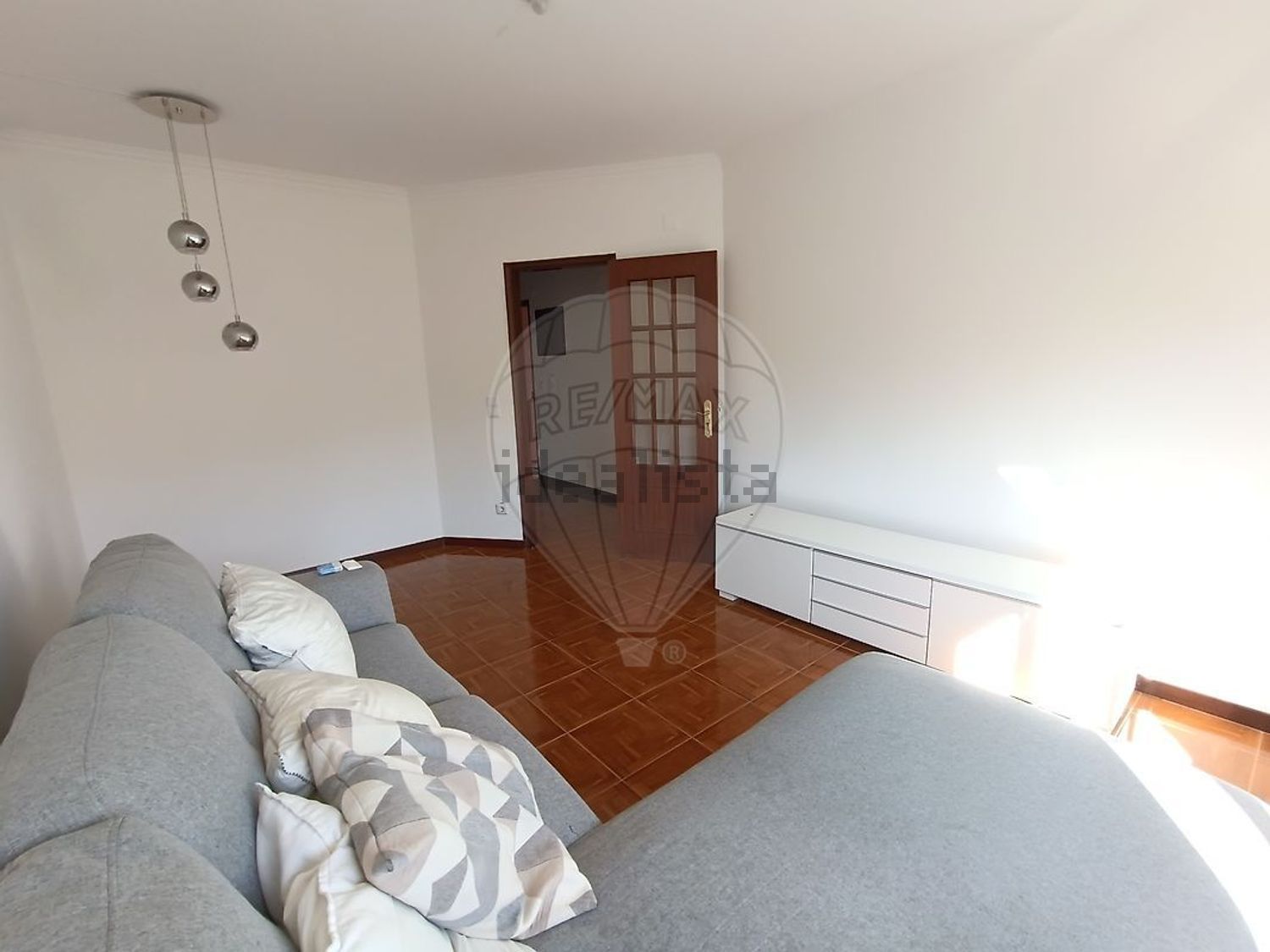 出租公寓 t2在Rua Bernardo Santareno - 客厅