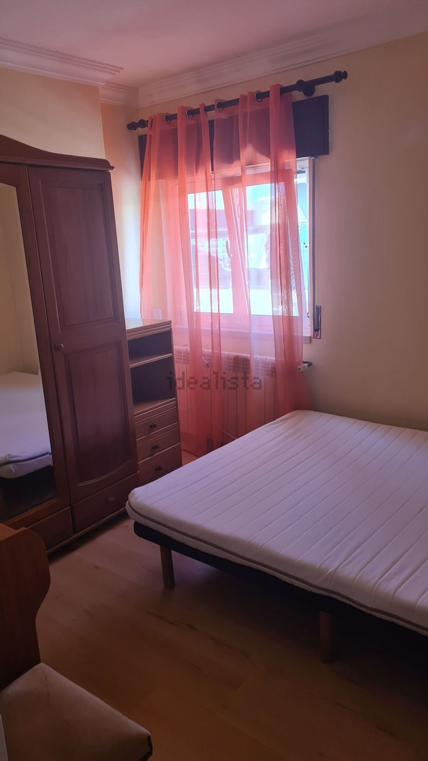 出租房间在Rua Carmo, 5 - 卧室