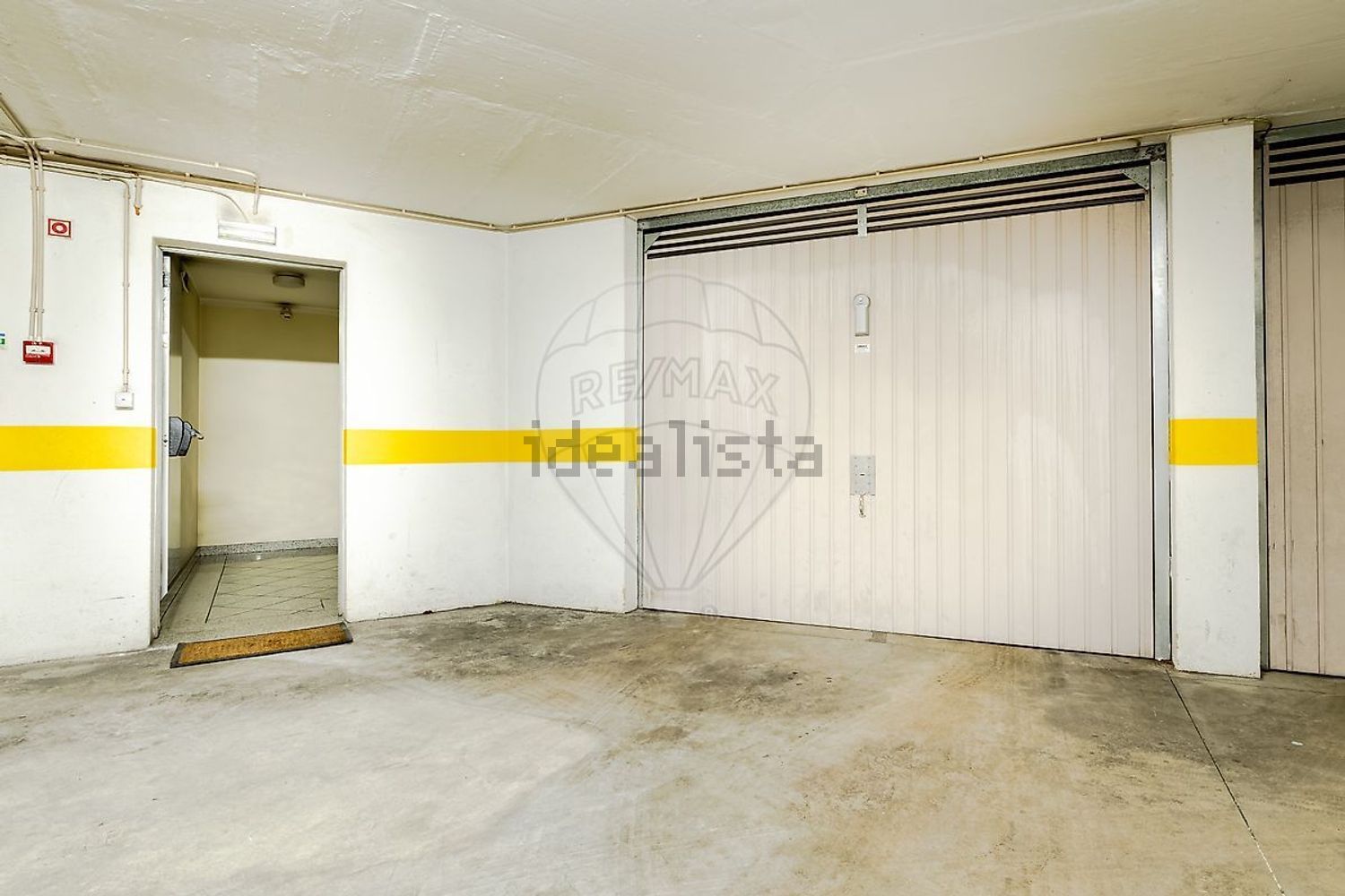 公寓 t3出售在Rua João Félix Rodrigues - 停车位