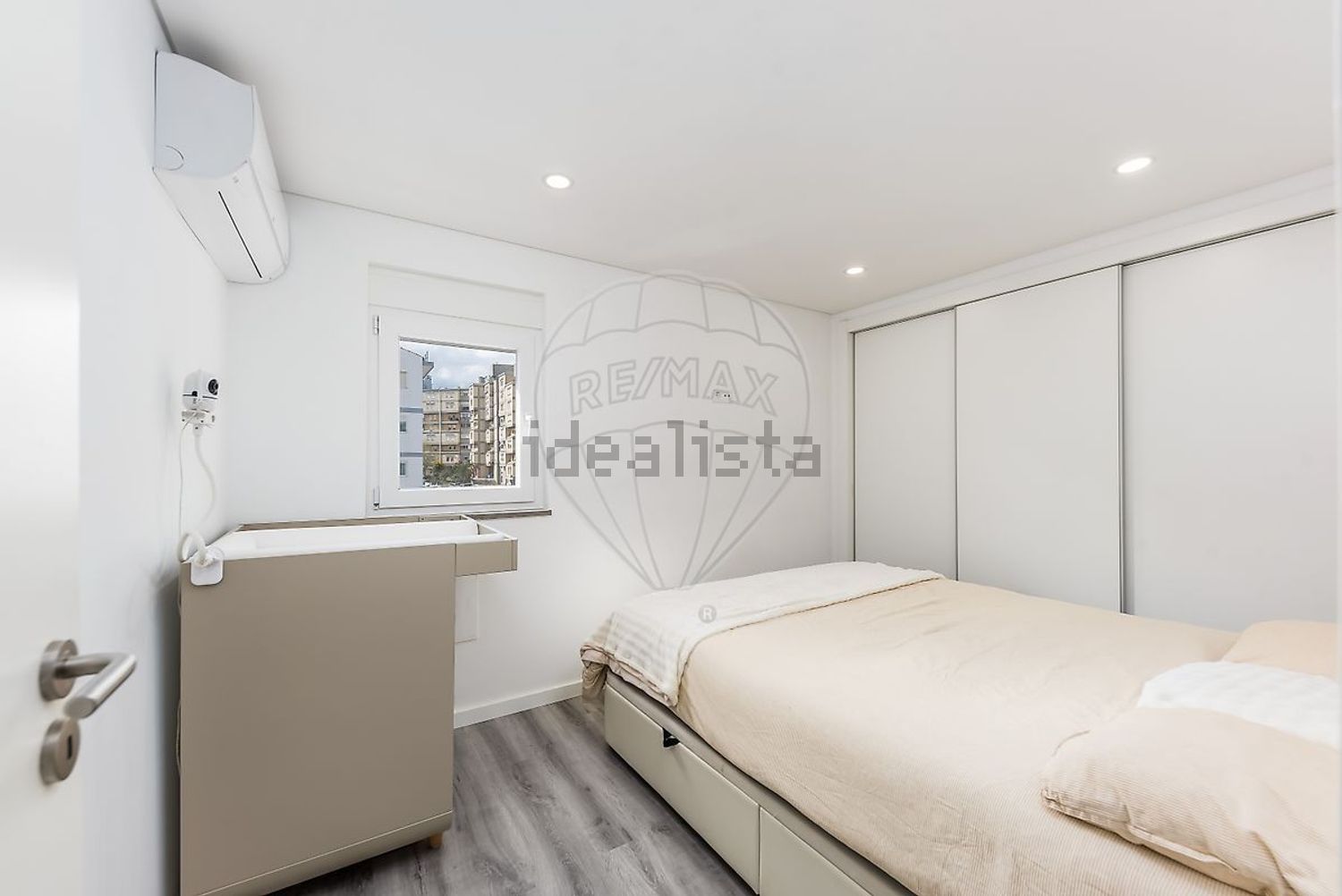 公寓 t3出售在Rua Capitão-Mor Lopes Sequeira - 卧室