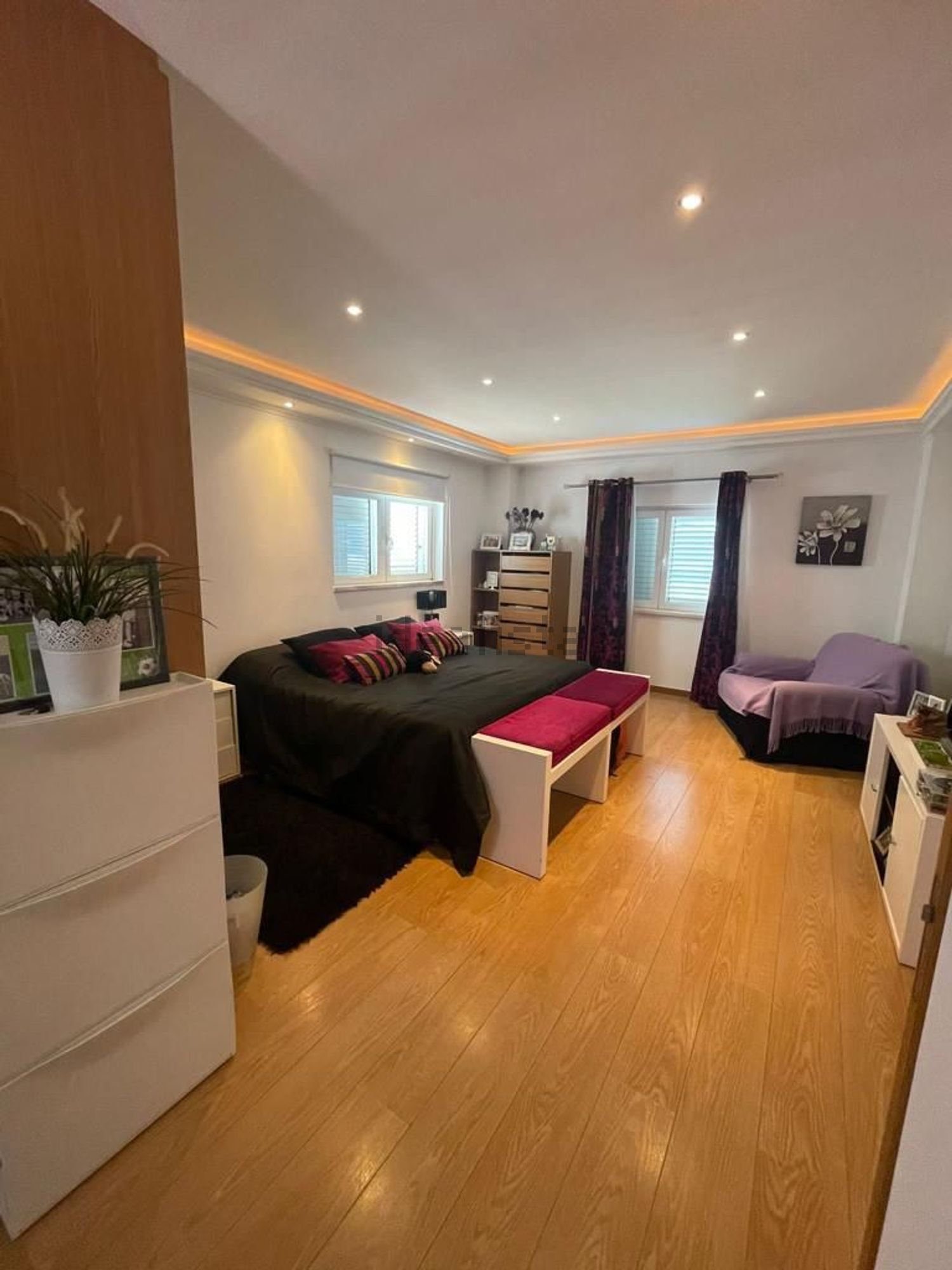 小楼房或独栋别墅出售在Porto Salvo - 卧室