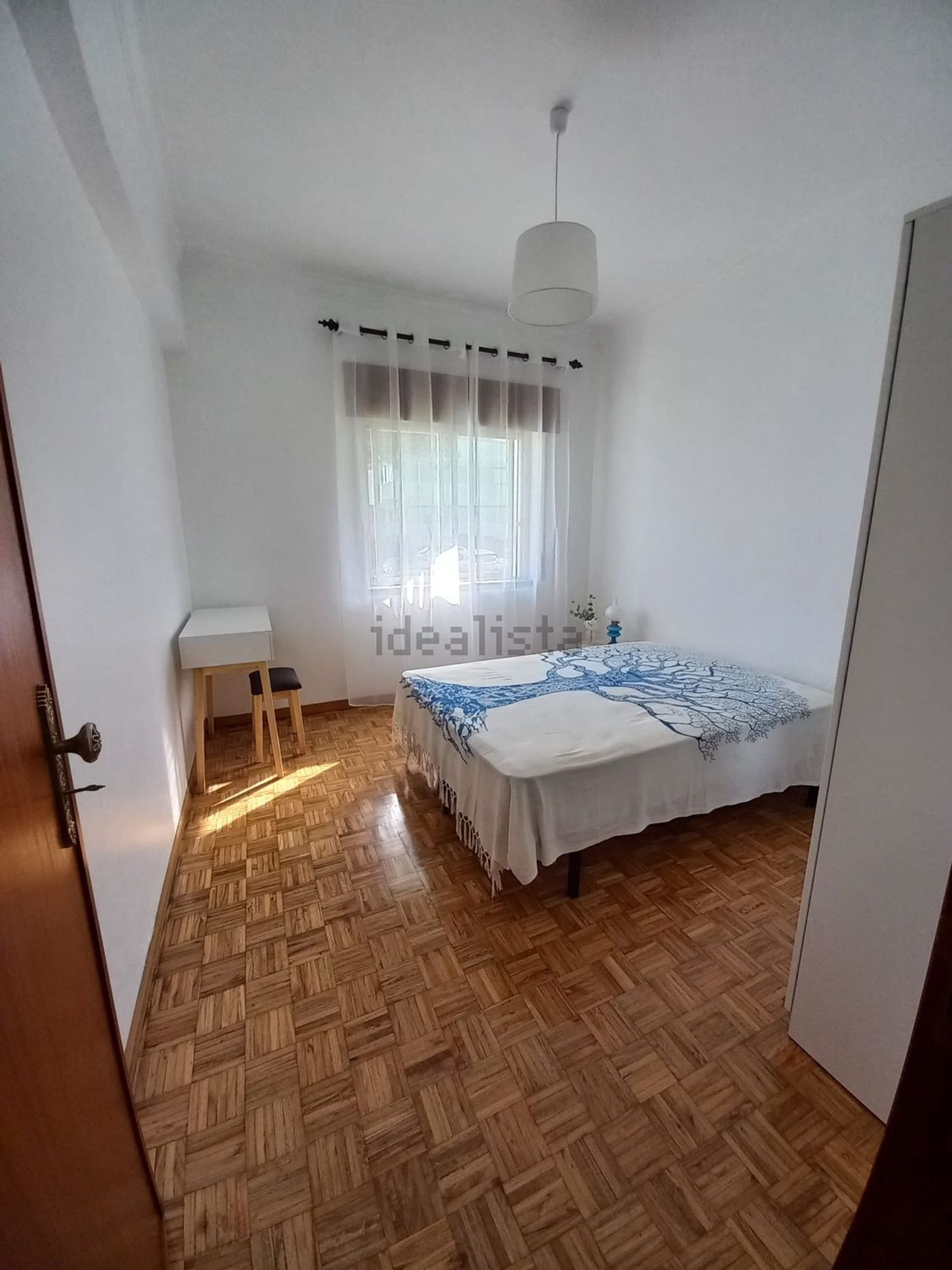 出租房间在Rua António José de Almeida, 3 - 卧室