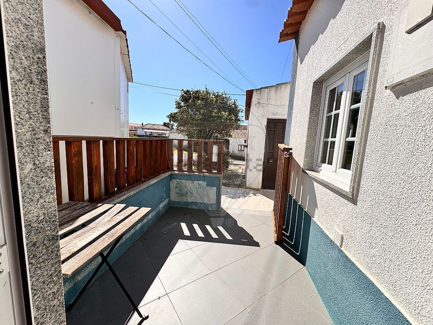 小楼房或独栋别墅出售在Rua da Figueira - 阳台