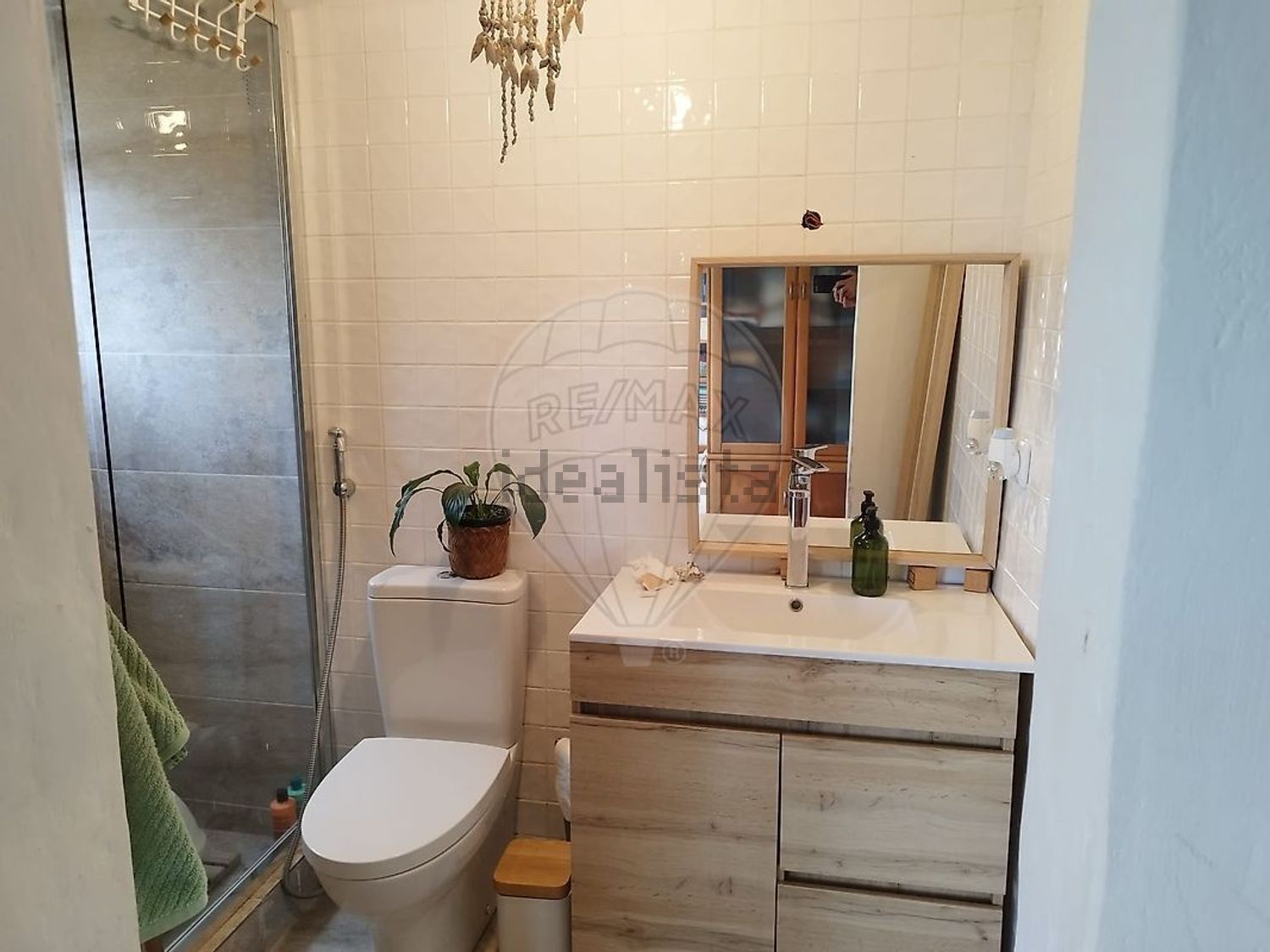 小楼房或独栋别墅出售在Rua Principal - 卫生间