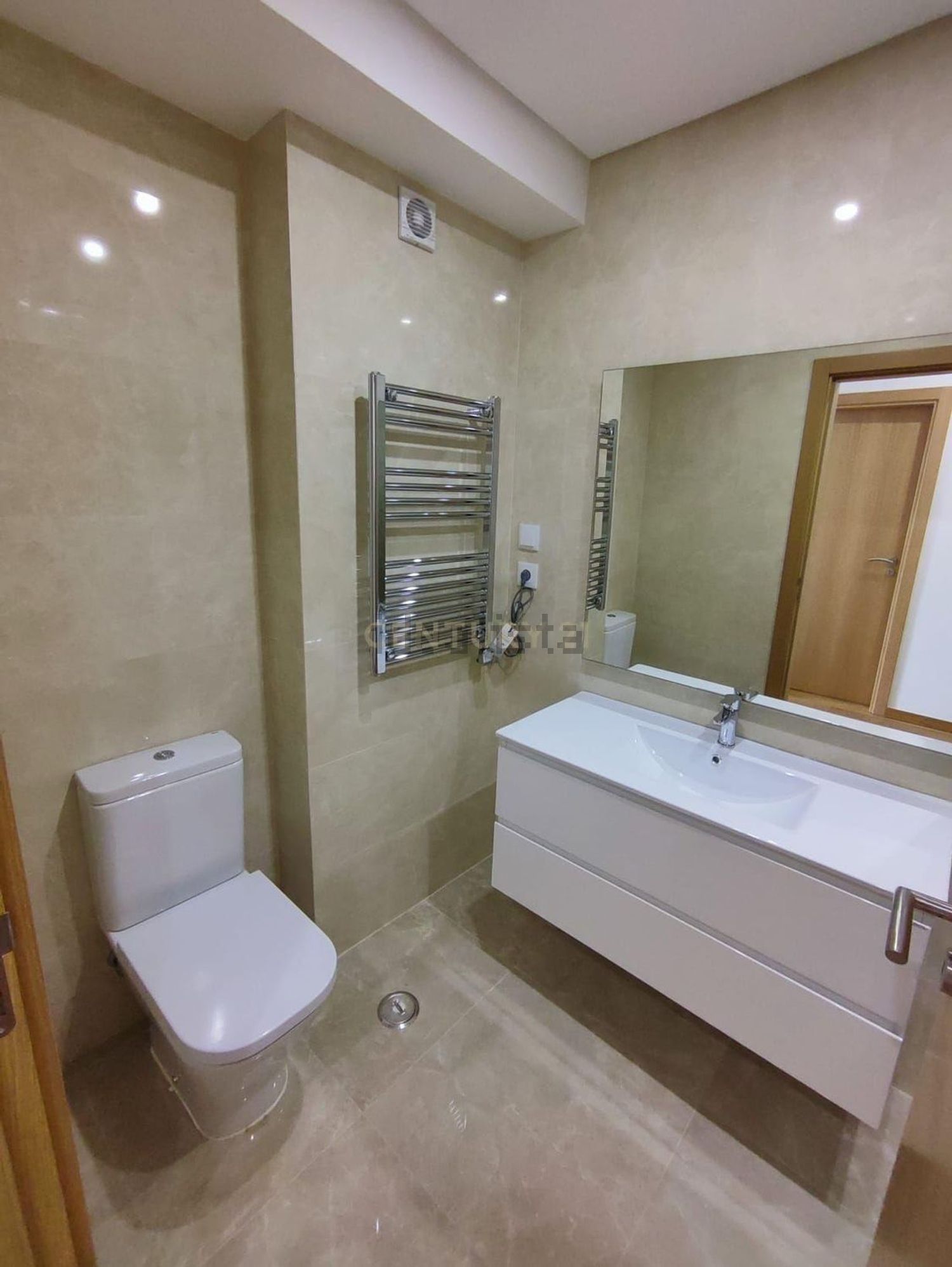 公寓 t2出售在Rua Professor Victor Manuel Morais, 12 - 卫生间