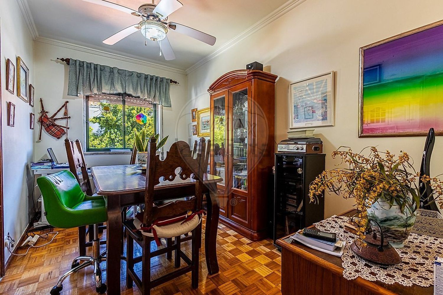 小楼房或独栋别墅出售在Estrada Sem Nome, 27 e 29 - 客厅