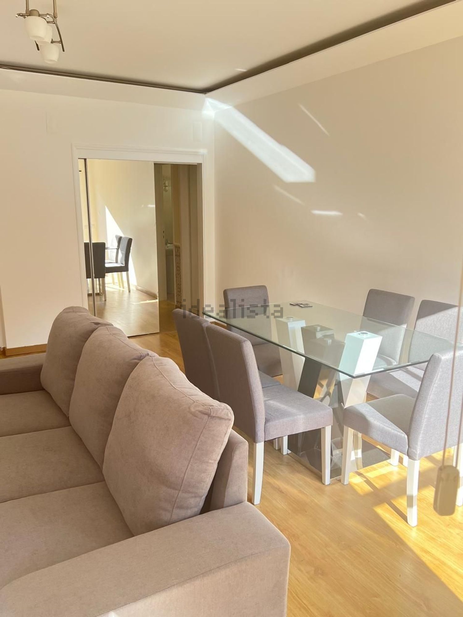 出租公寓 t3在Avenida Professor Doutor Egas Moniz, 8 - 客厅