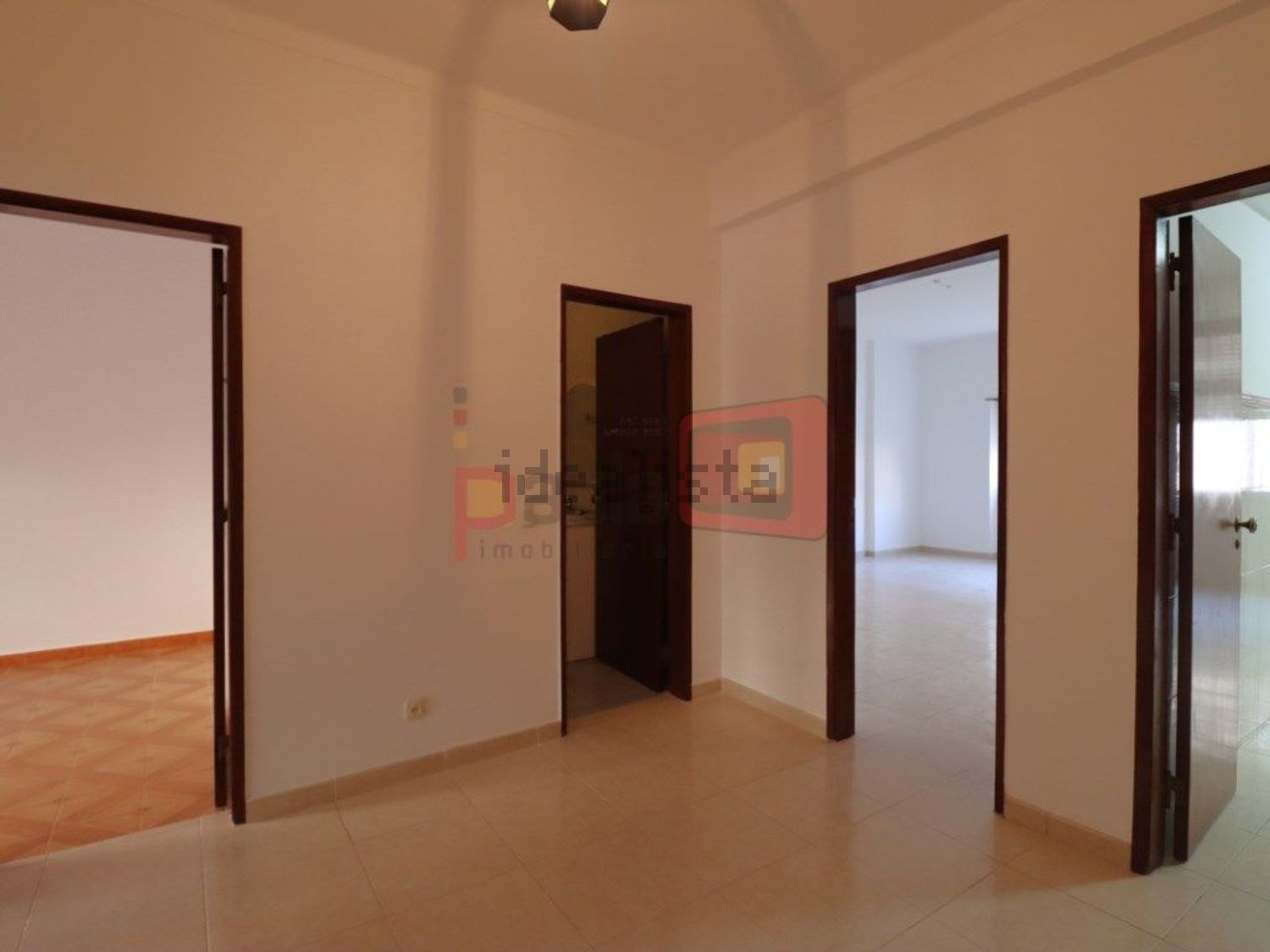 公寓 t2出售在Rua Fernão Lopes - 前厅