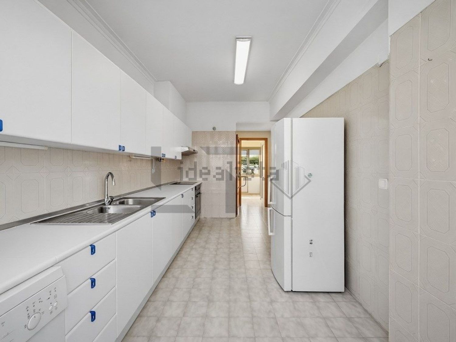 出租公寓 t2在Rua Leopoldo de Almeida, 7 b - 厨房