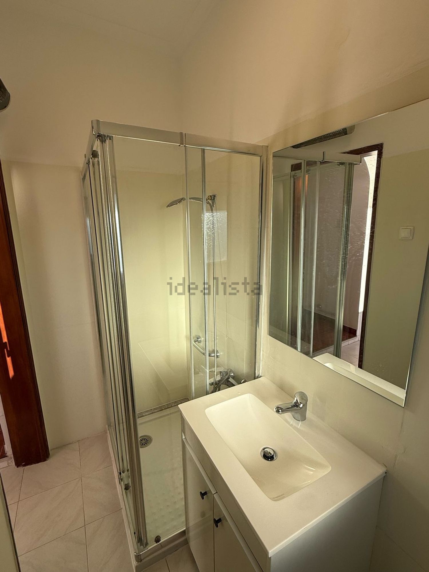 出租公寓 t1在Rua Lopes, 63 - 卫生间