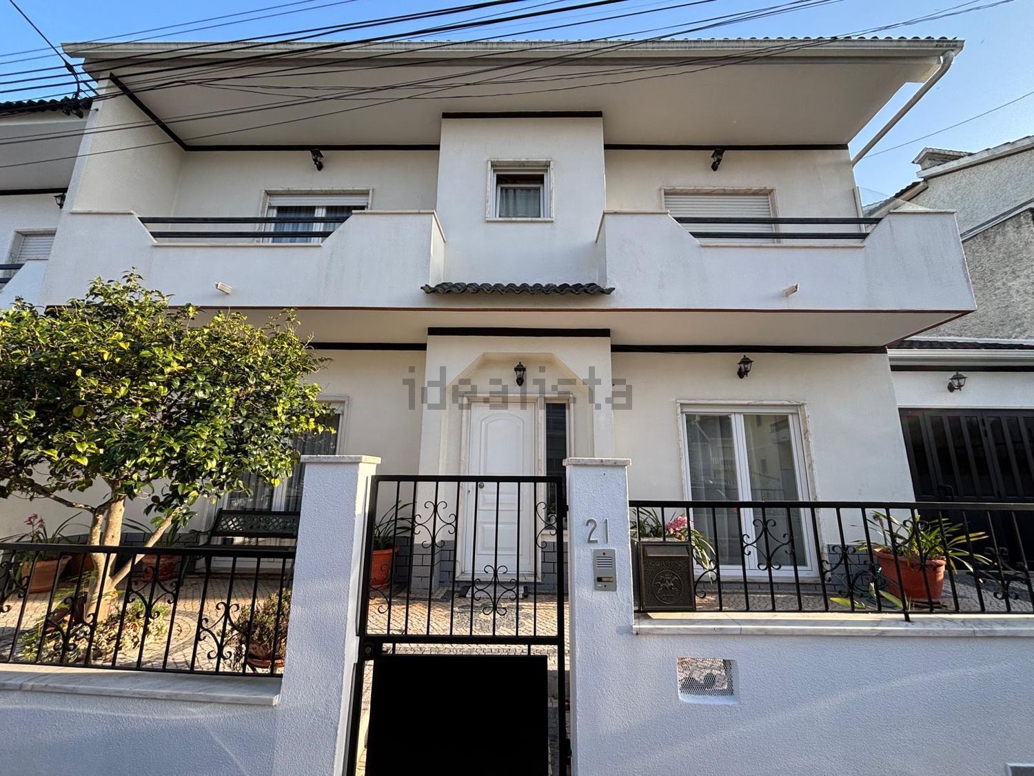 出租联排别墅在Rua Fernando Pessoa, 21 - 外立面